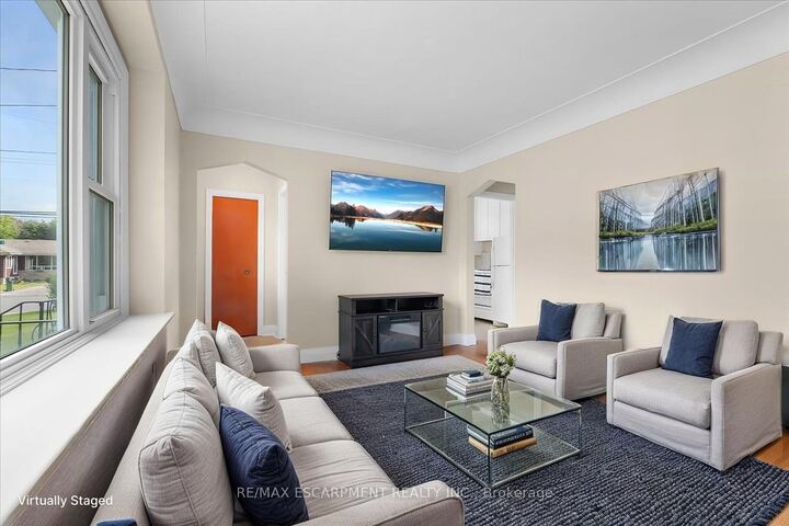 Property Photo: 128 East 39th Street ON L8V 4H3