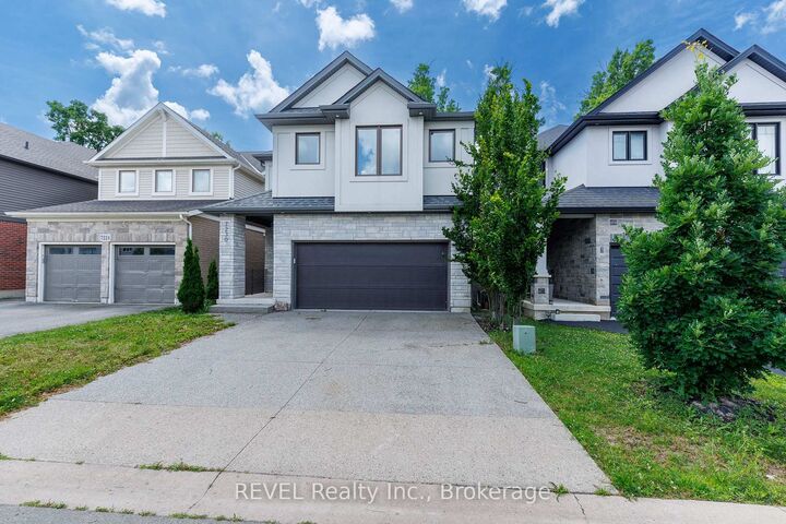 Property Photo:  7230 Lionshead Avenue  ON L2G 0A6 