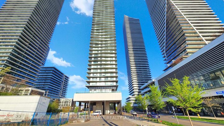 33 Shore Breeze Drive 1003 — photo 1