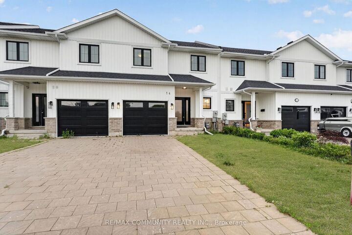 Property Photo: 14 King Street ON L2A 0C6