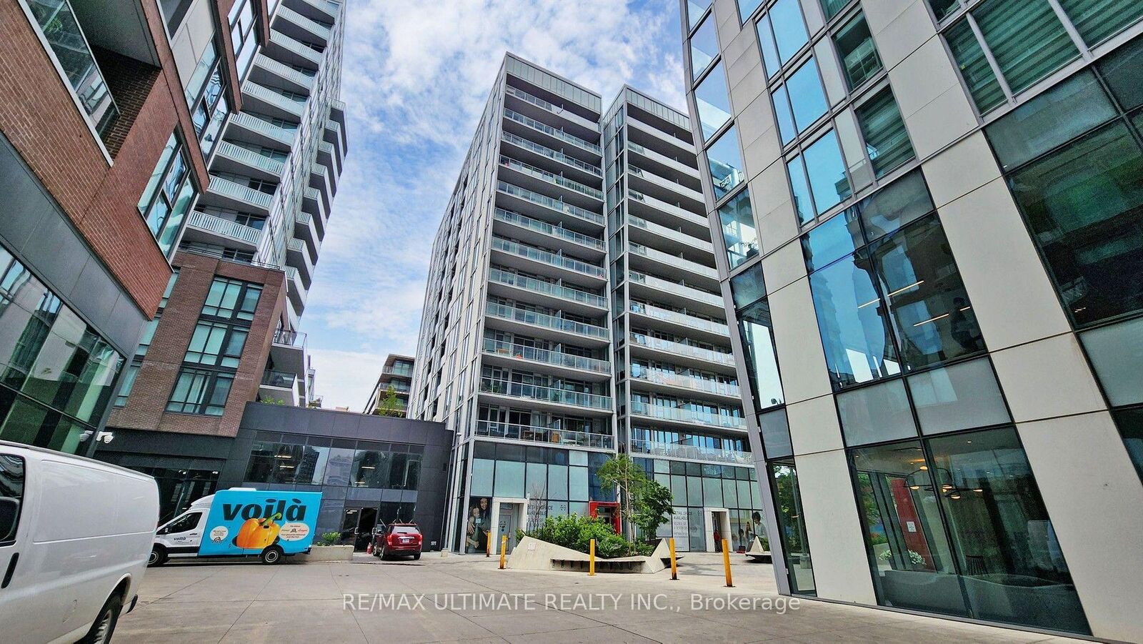 Property Photo: 25 Baseball Place 505 ON M4M 0E7