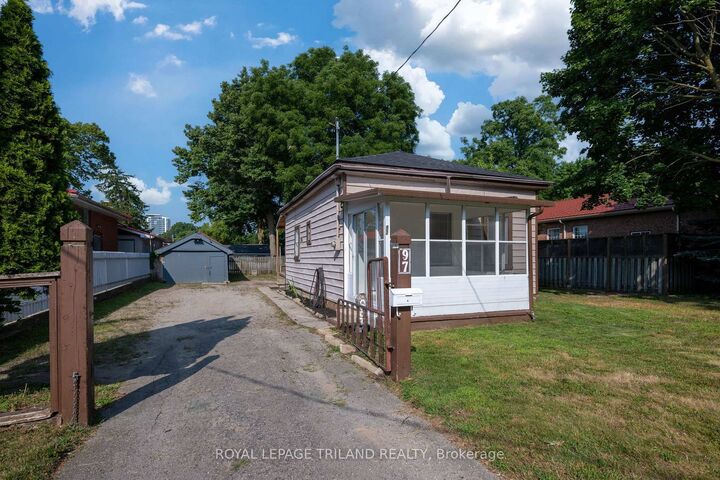 Property Photo: 97 William Street ON N6B 3B2