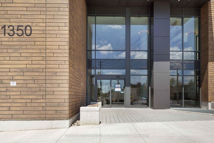 Property Photo: 1350 Ellesmere Road 527 ON M1P 0G6
