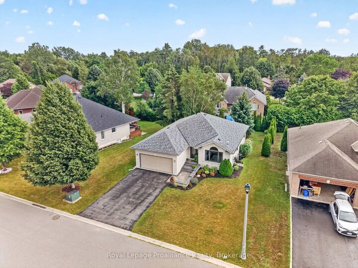 Photo de la propriété: 22 Iroquois Avenue ON K0K 1H0