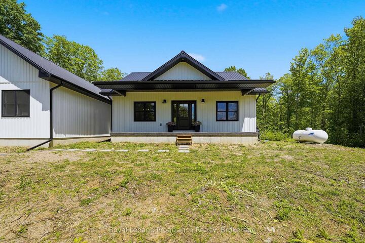 Property Photo: 293 Douglas Road ON K0K 2K0