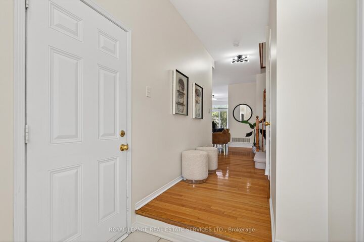 Property Photo:  2307 Stone Glen Crescent  ON L6M 0C9 