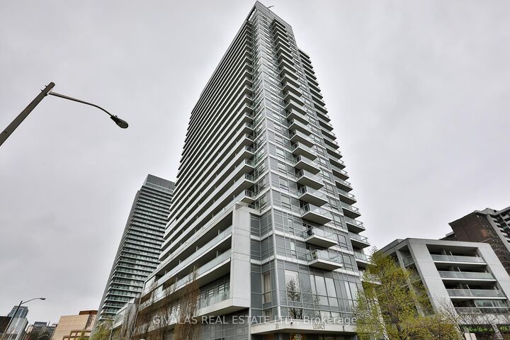 Property Photo: 30 Herons Hill Way 2110 ON M2J 0A7