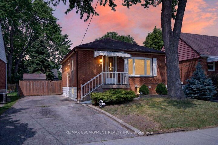 220 East 13th Street — photo 1