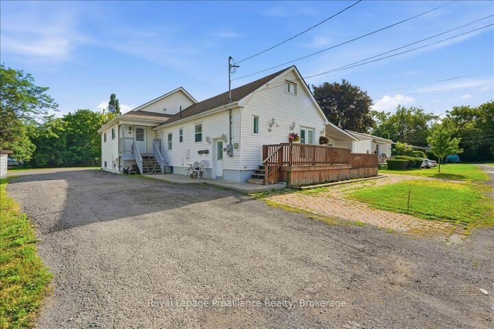 Property Photo: 16 Graham Street ON K8P 1P3