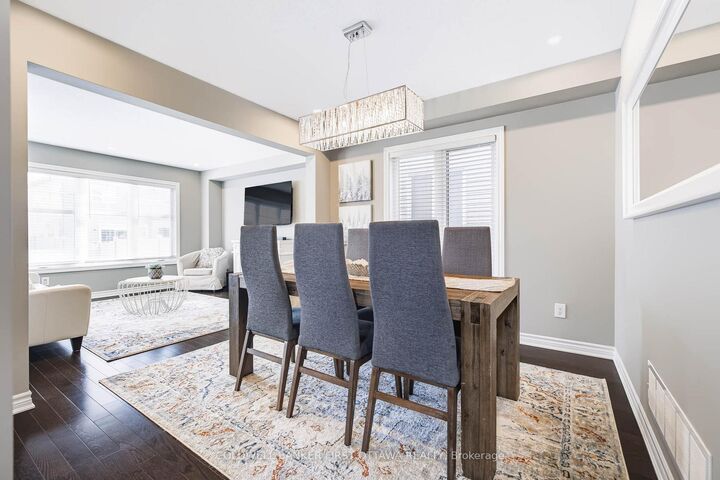 Property Photo:  1001 Manege Street  ON K2S 0Y7 