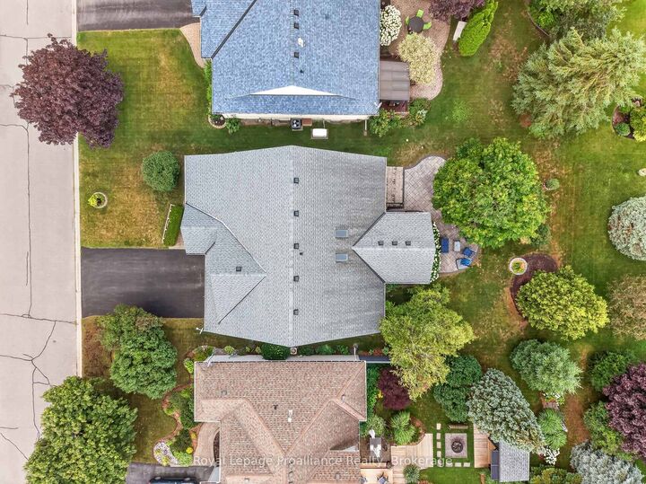 Property Photo: 46 Sandpiper Way ON K0K 1H0