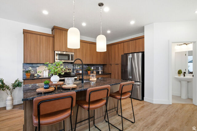 Property Photo:  191 E 210 N  UT 84054 