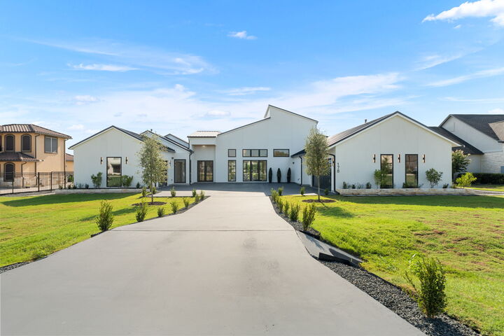 Property Photo:  178 Dally Court  TX 78620 