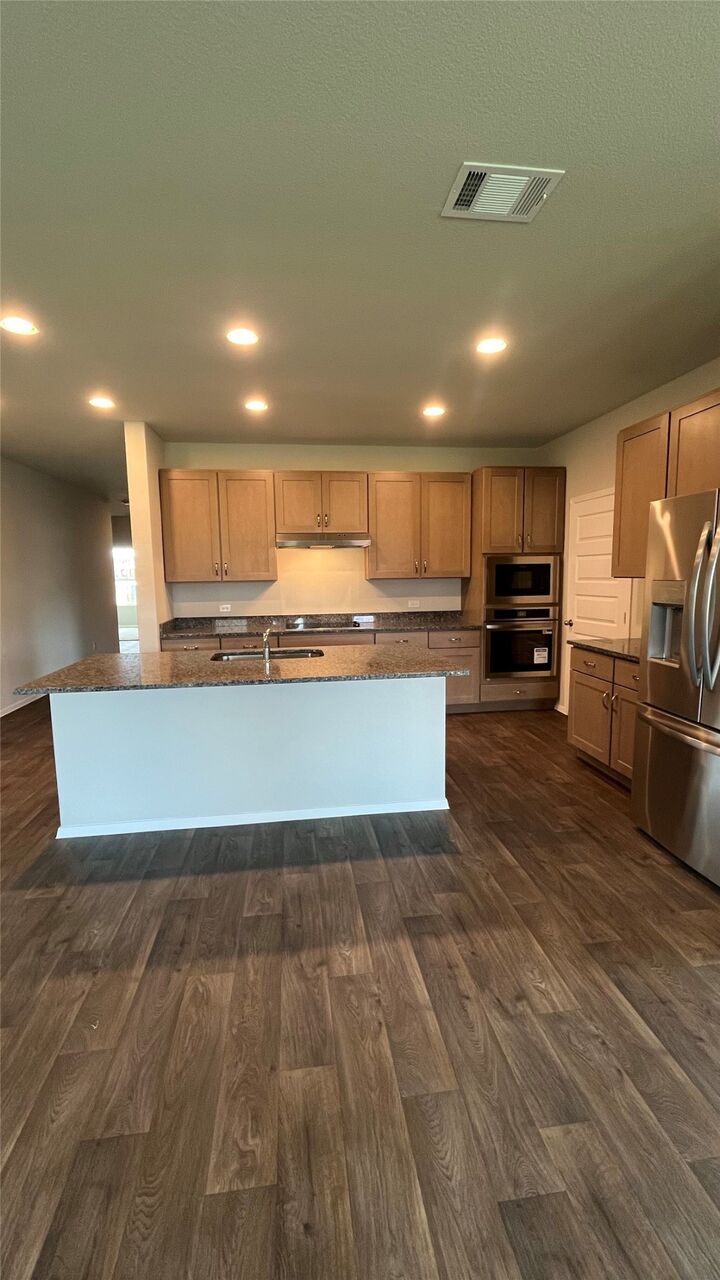 Property Photo:  600 Hickory Bend Trail  TX 78628 