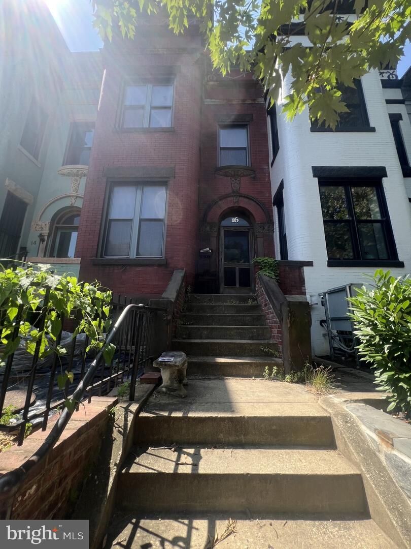 Property Photo: 16 S Street NW DC 20001