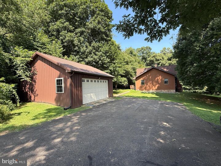 Property Photo:  946 Street Road  PA 19363 