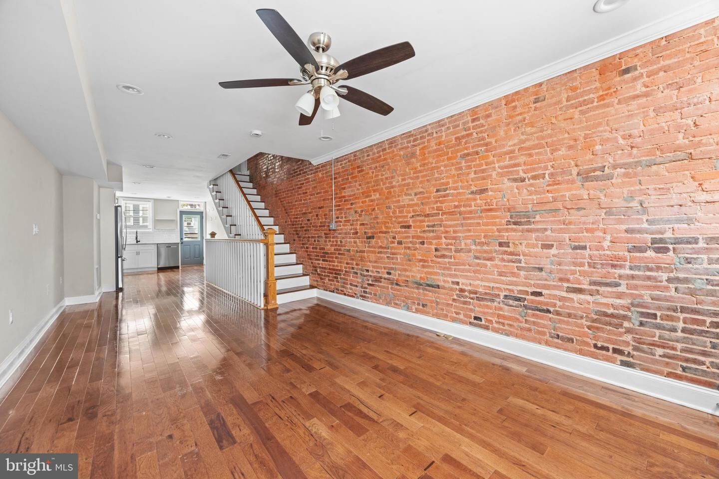 Property Photo:  808 S Curley Street  MD 21224 
