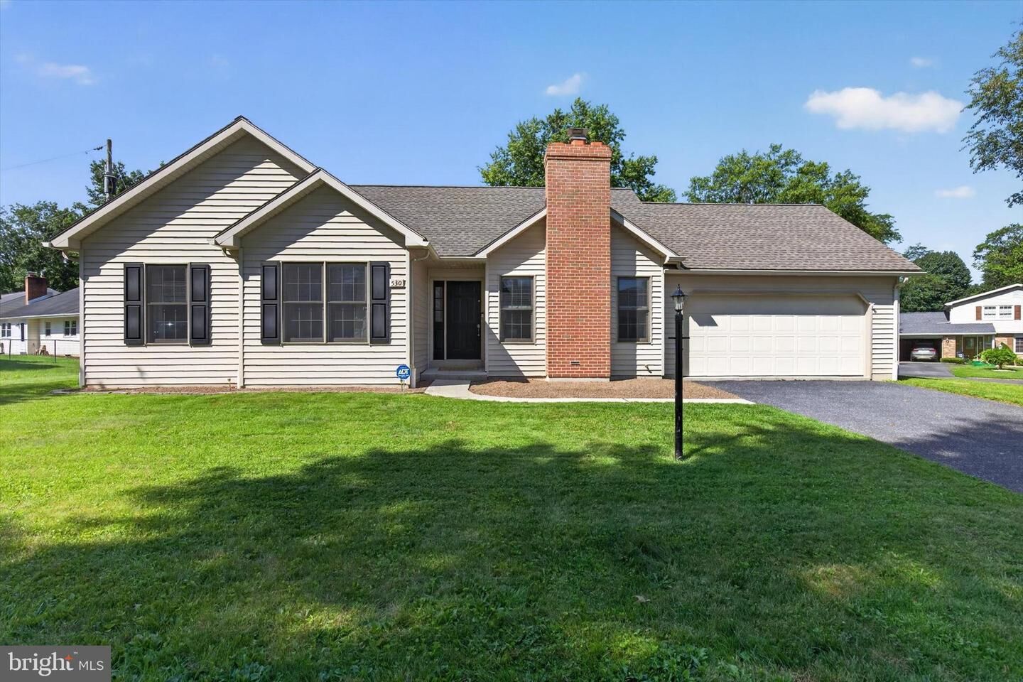 Property Photo: 530 Fairway Drive PA 17011