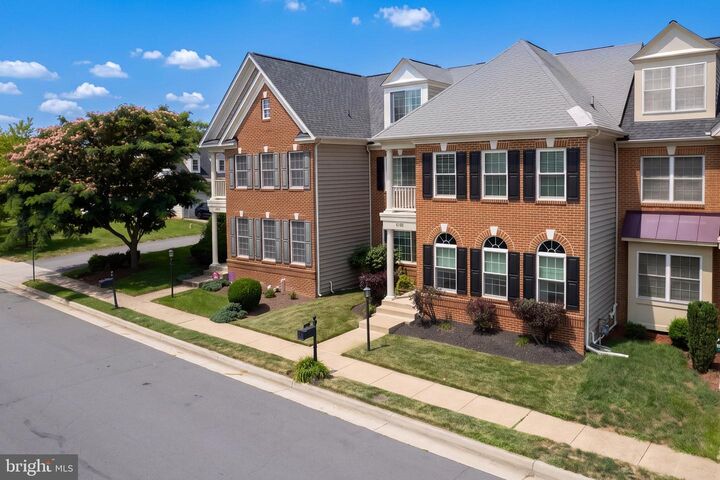 Property Photo:  41834 Bristow Manor Drive  VA 20148 