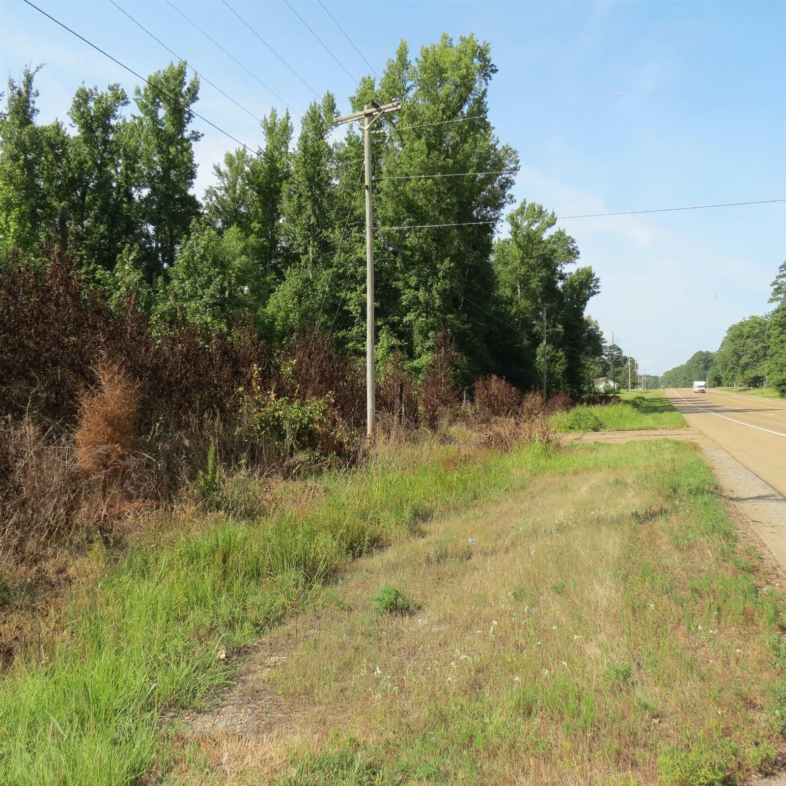Property Photo: 8209 S Highway 79 AR 71603