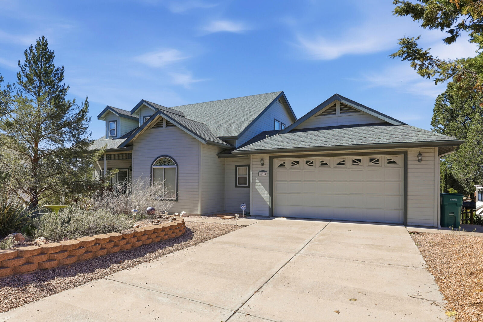 Property Photo:  210 N Stagecoach Pass  AZ 85541 