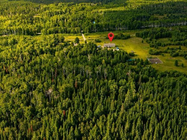 Property Photo: 82070 Boggy River Road MB R0E 1L0