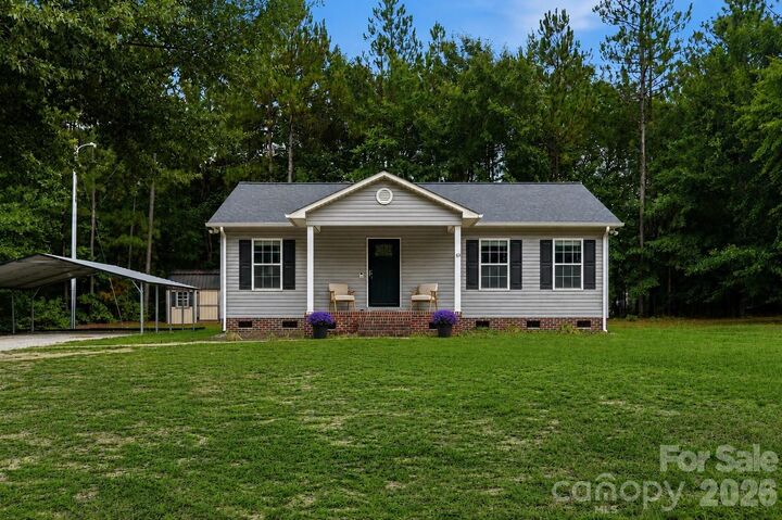 Property Photo:  102 Twin Brook Lane  SC 29728 