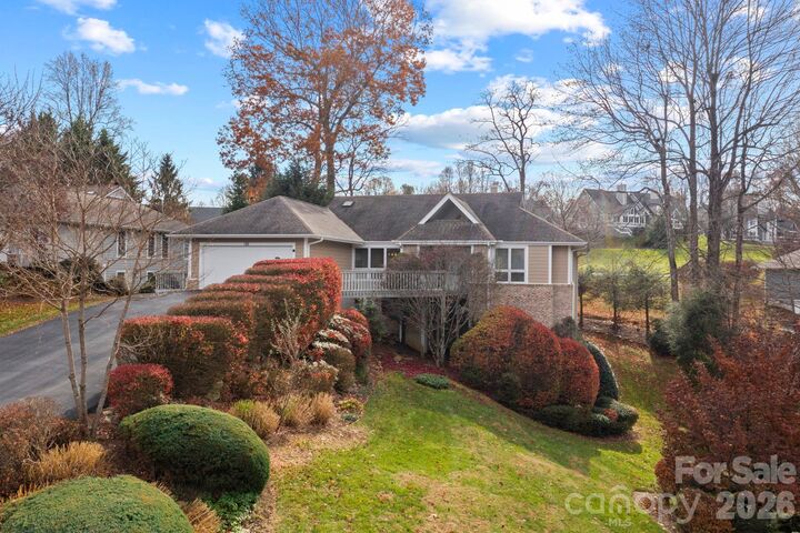Property Photo:  122 Broadmoor Drive  NC 28731 