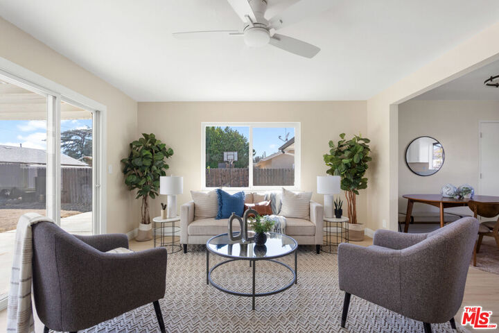 Property Photo:  910 Thomas Ave  CA 92374 
