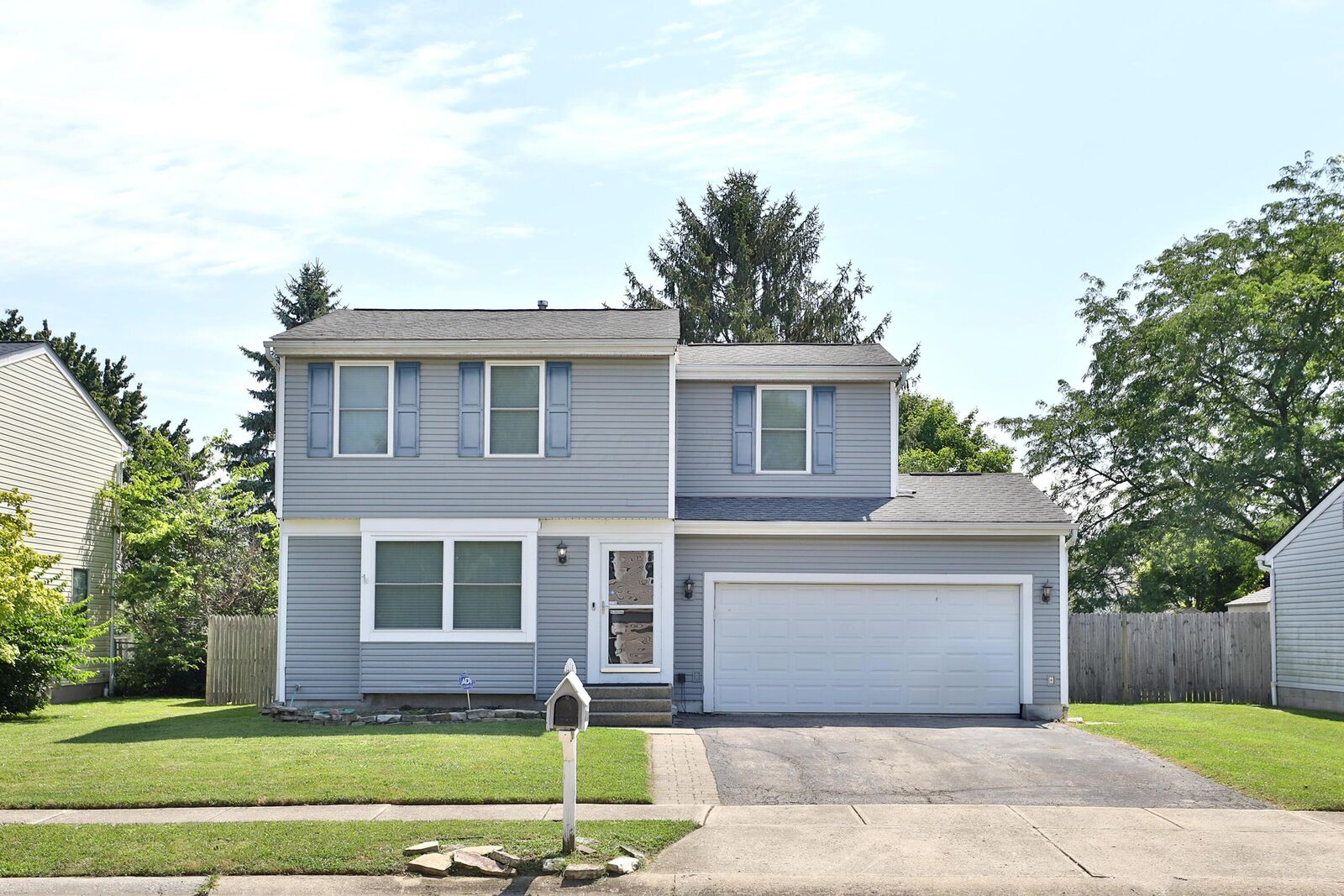 Property Photo:  6173 Shelba Drive  OH 43119 