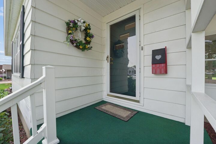 Property Photo:  993 Lynwood Avenue  OH 43113 