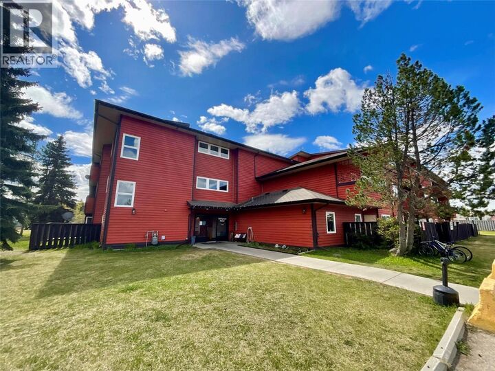 108 Spruce Avenue 306 — photo 1