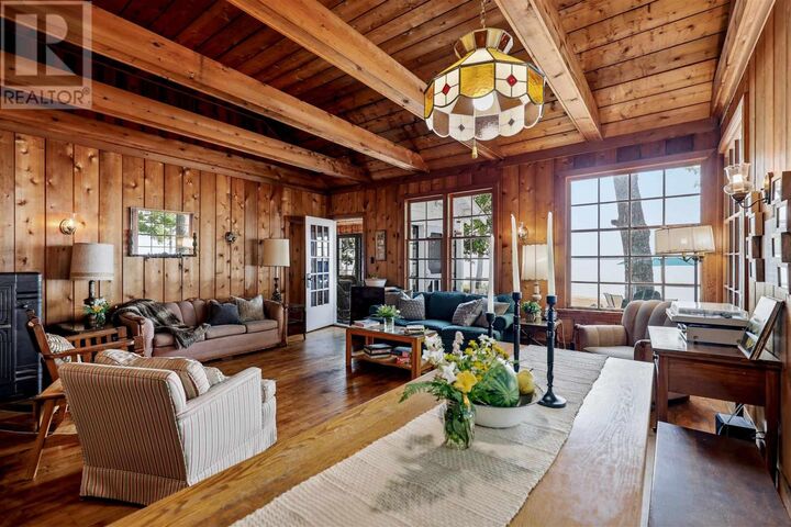 Property Photo:  177 Pointe Des Chenes Cres  ON P6A 5K6 