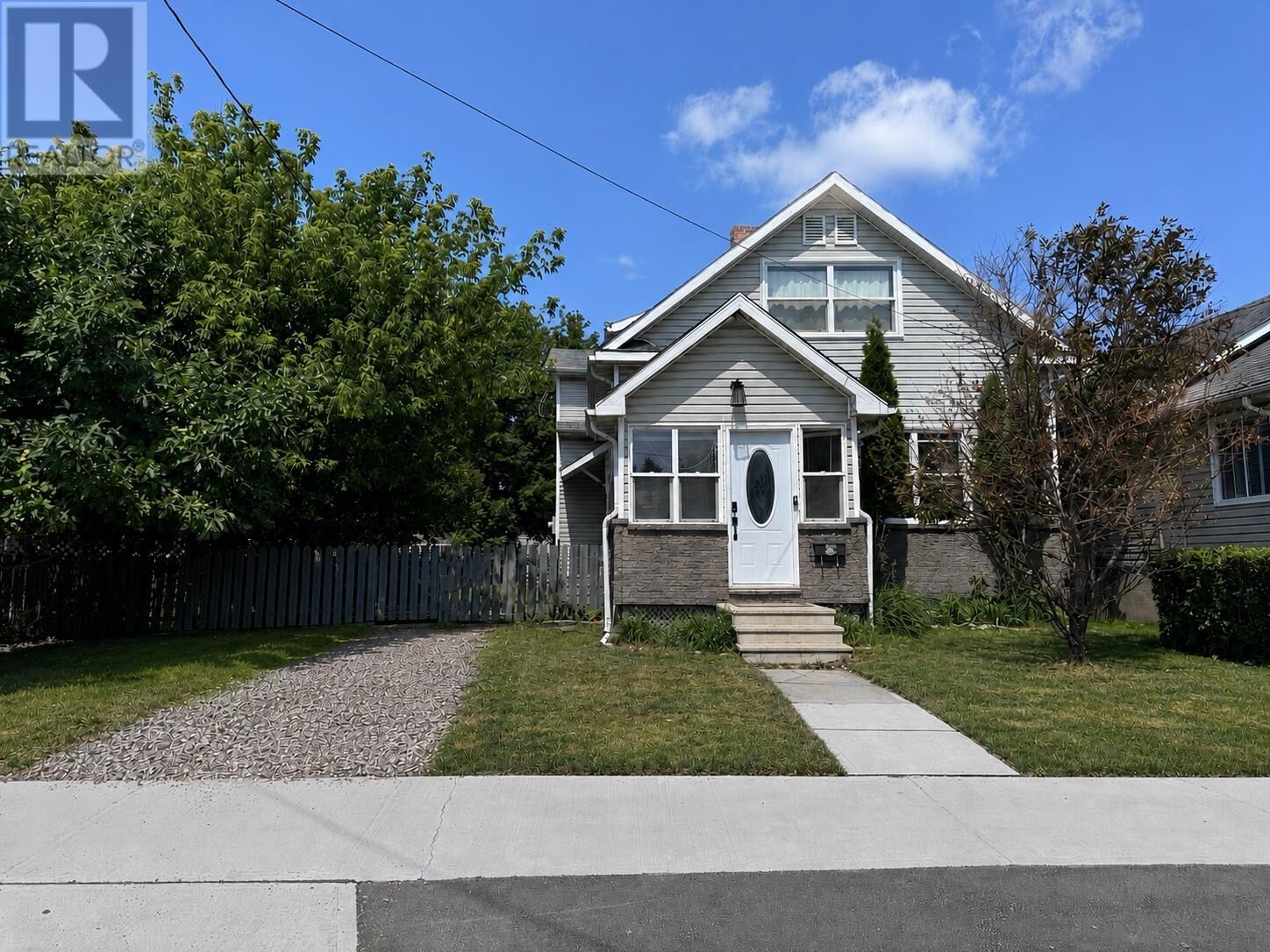 Property Photo:  128 Third St W  ON P9A 3A3 