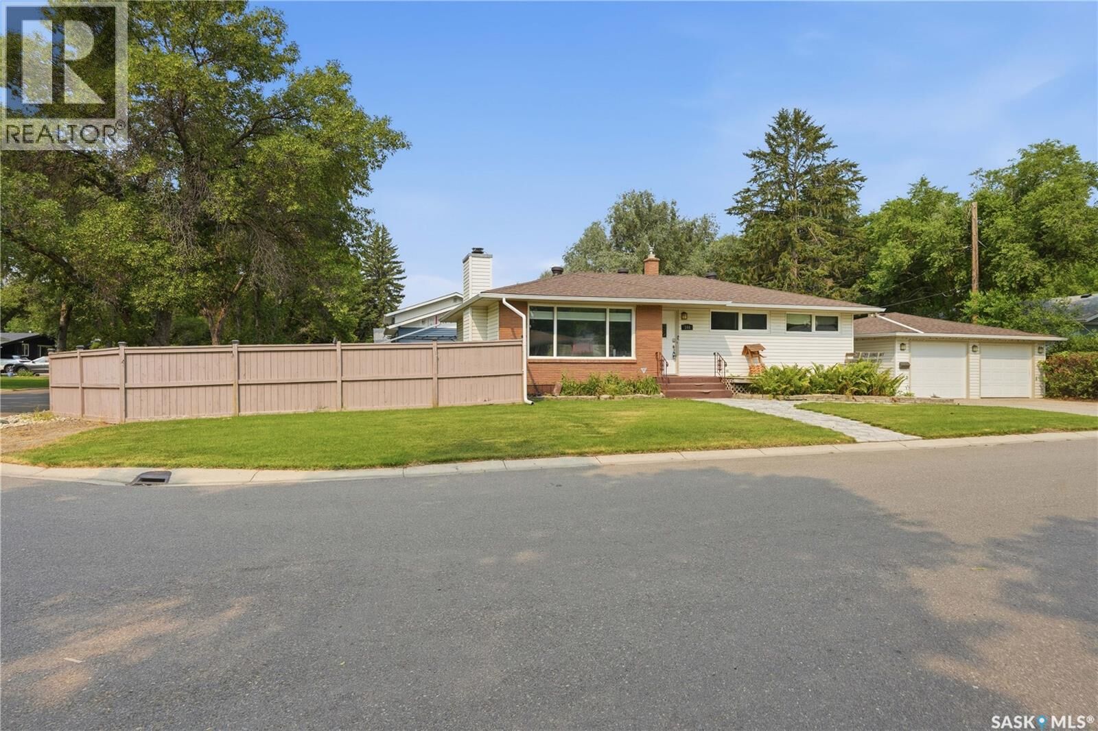 Property Photo: 144 Orchard Crescent SK S4S 5B6