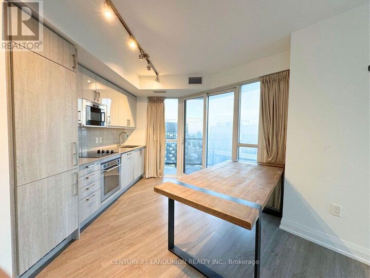 Property Photo:  77 Mutual Street  ON M5B 2A9 