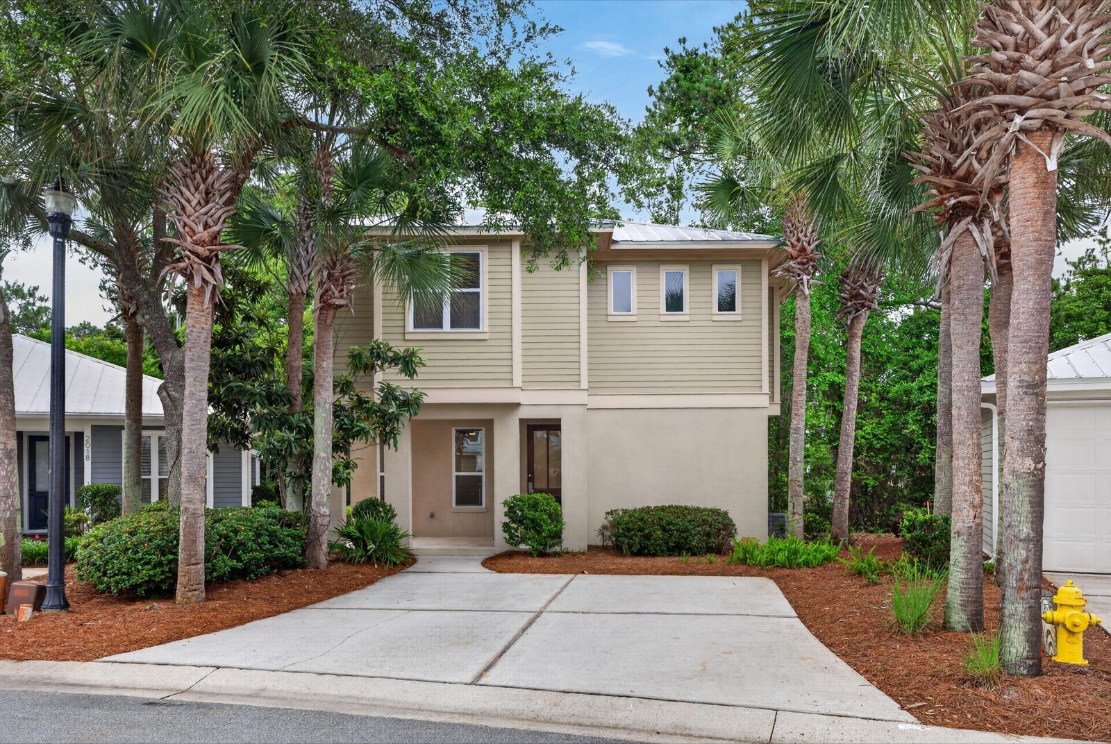 Property Photo: 2019 Pine Island Circle FL 32550
