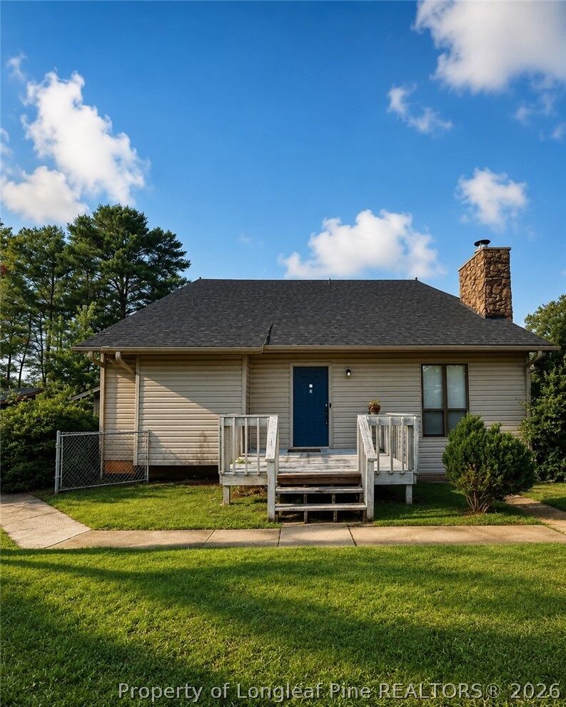 Property Photo: 6477 Pittsfield Drive NC 28303