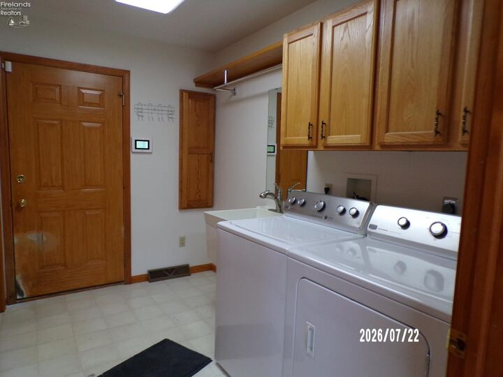 Property Photo:  16 Sun Valley Drive  OH 43420 