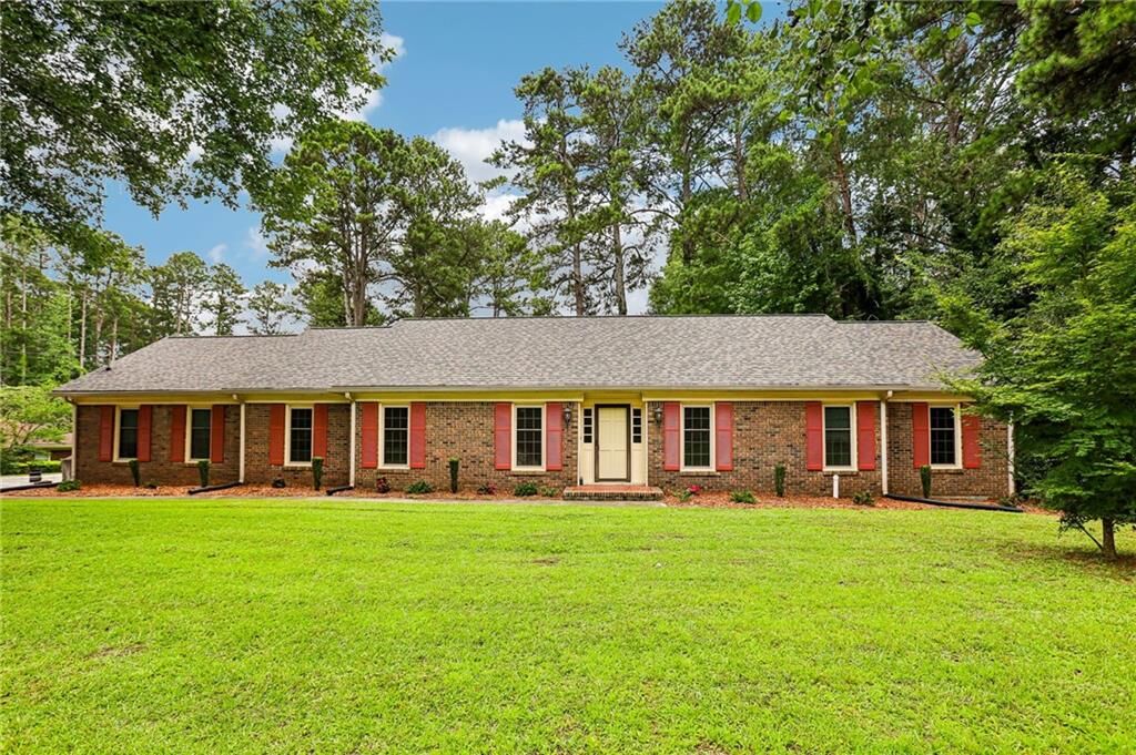 Property Photo: 145 White Road GA 30214