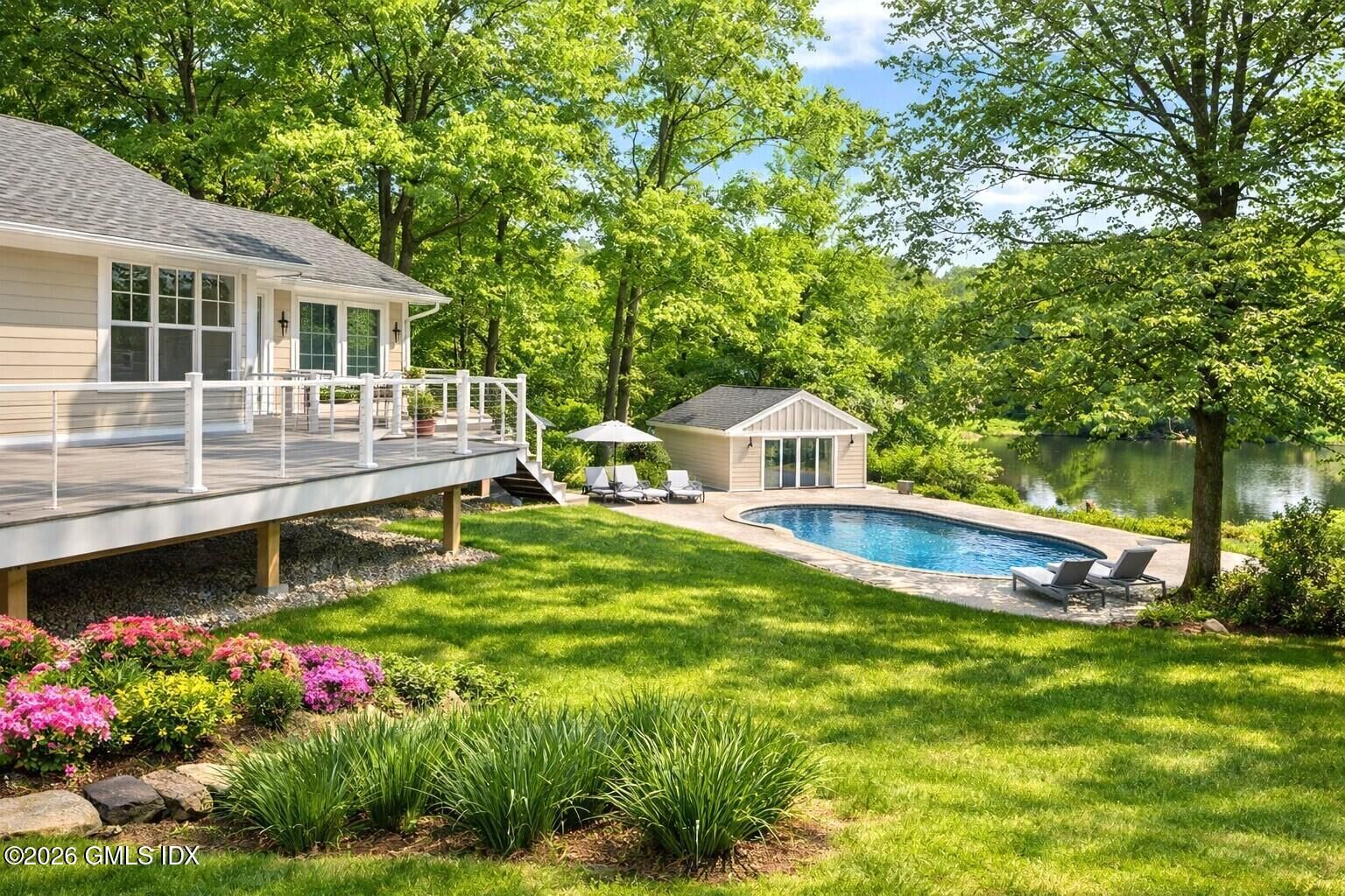 Property Photo: 46 S Stonehedge Drive CT 06831
