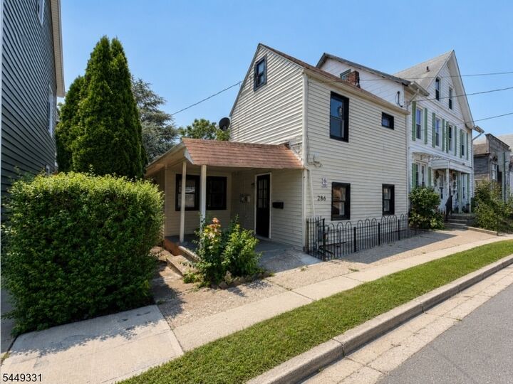 Property Photo: 286 Chambers St NJ 08865