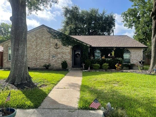 Property Photo:  1706 San Sebastian Lane  TX 77058 