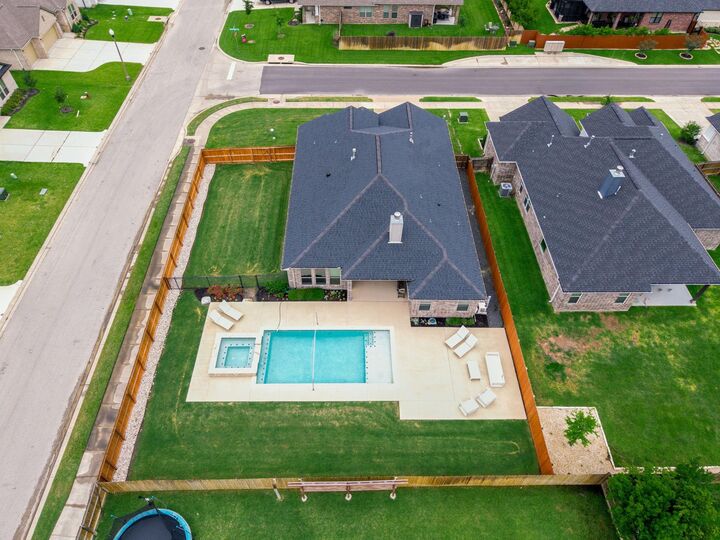 Property Photo: 3353 Stonington Way TX 77808