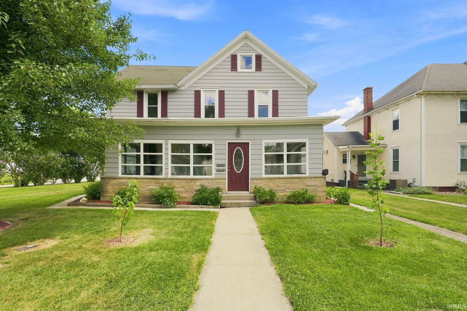 Property Photo:  304 N Main Street  IN 46725-1741 
