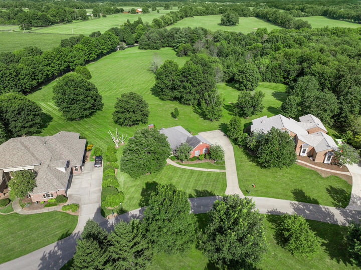 Property Photo:  17 Olde Village Drive  KY 40356 