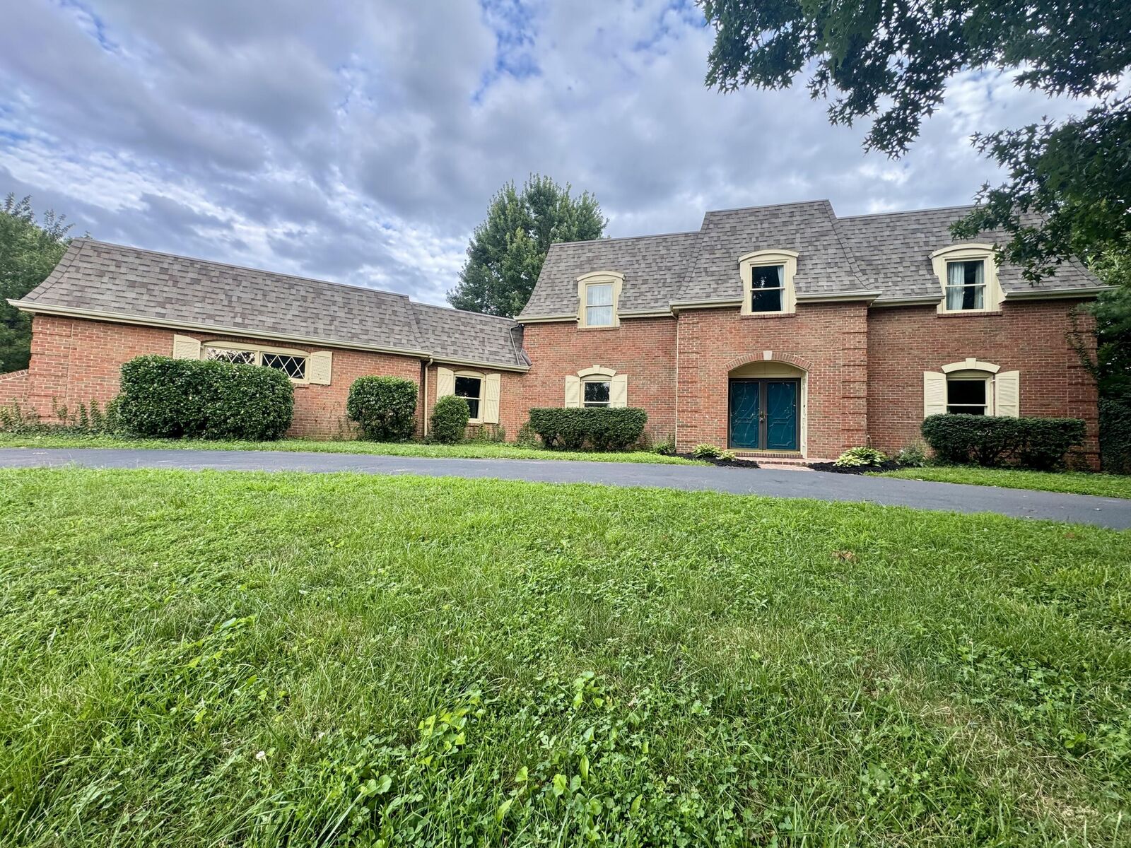 Property Photo: 972 Edgewater Drive KY 40502