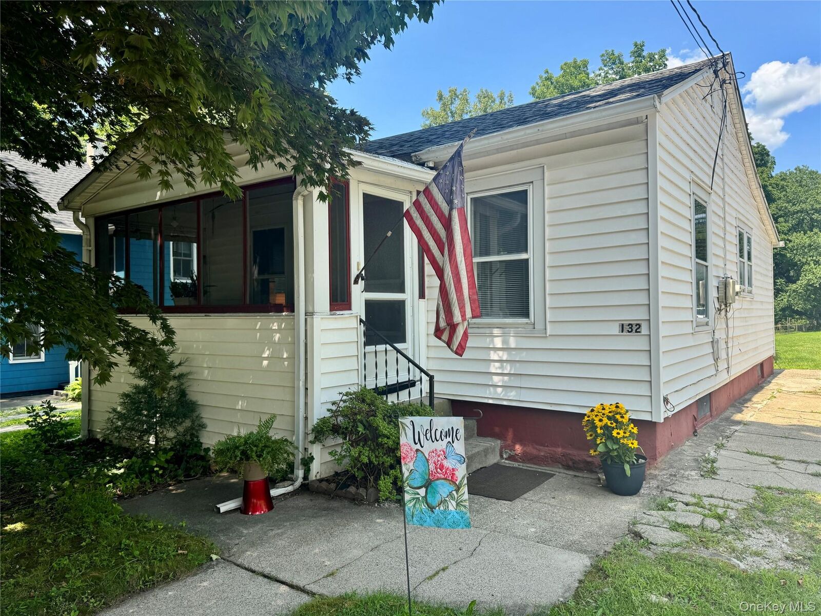 Property Photo:  132 Oregon Road  NY 10567 