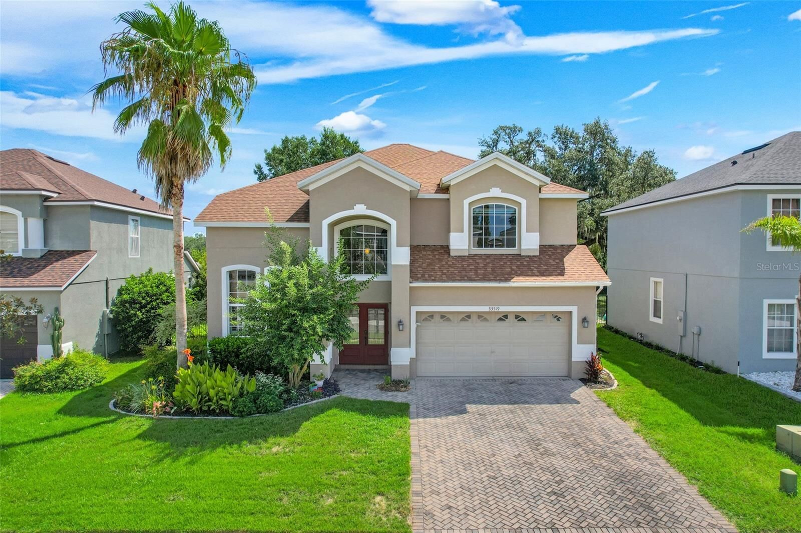 Property Photo: 33519 Terragona Drive FL 32776