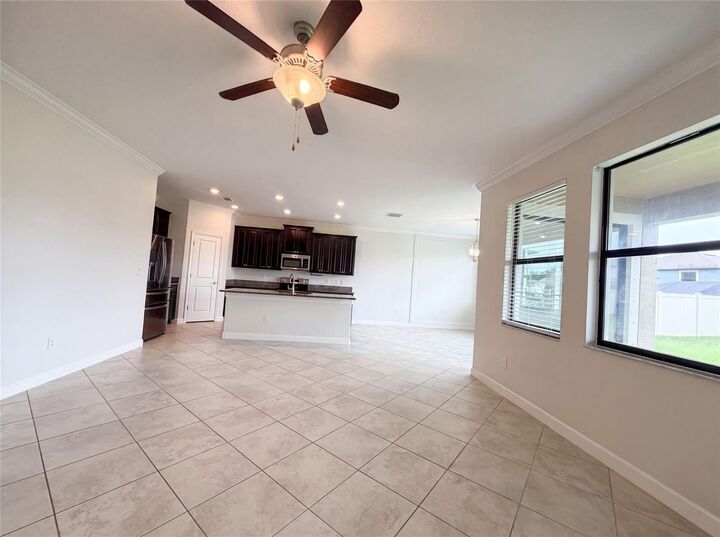 Property Photo:  9709 Ivory Drive  FL 33573 